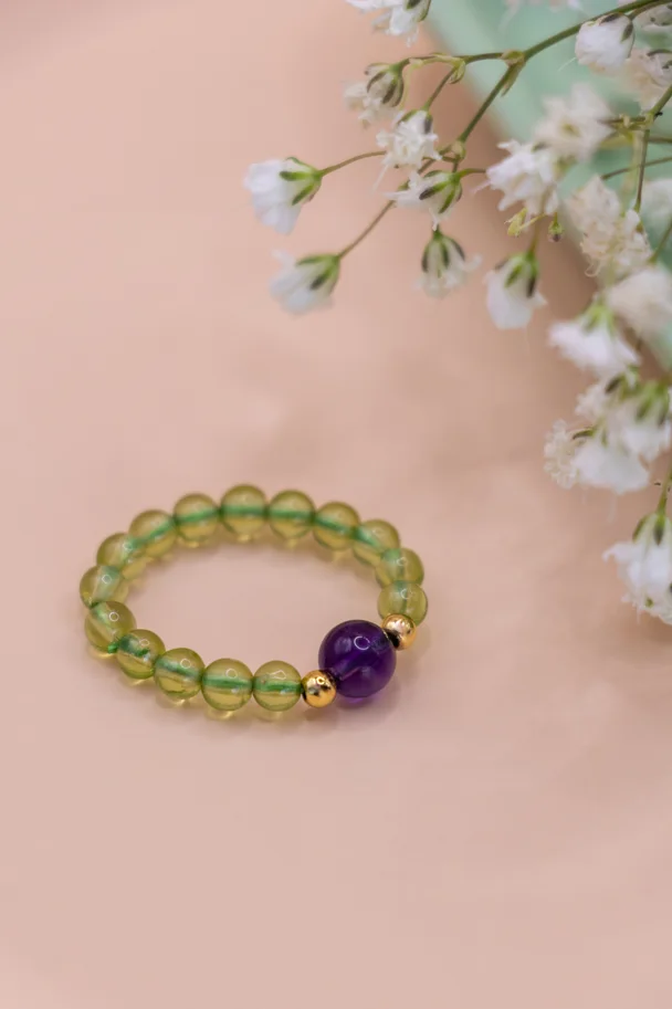 Zi Han – Ring aus Natürlichem Peridot & Amethyst