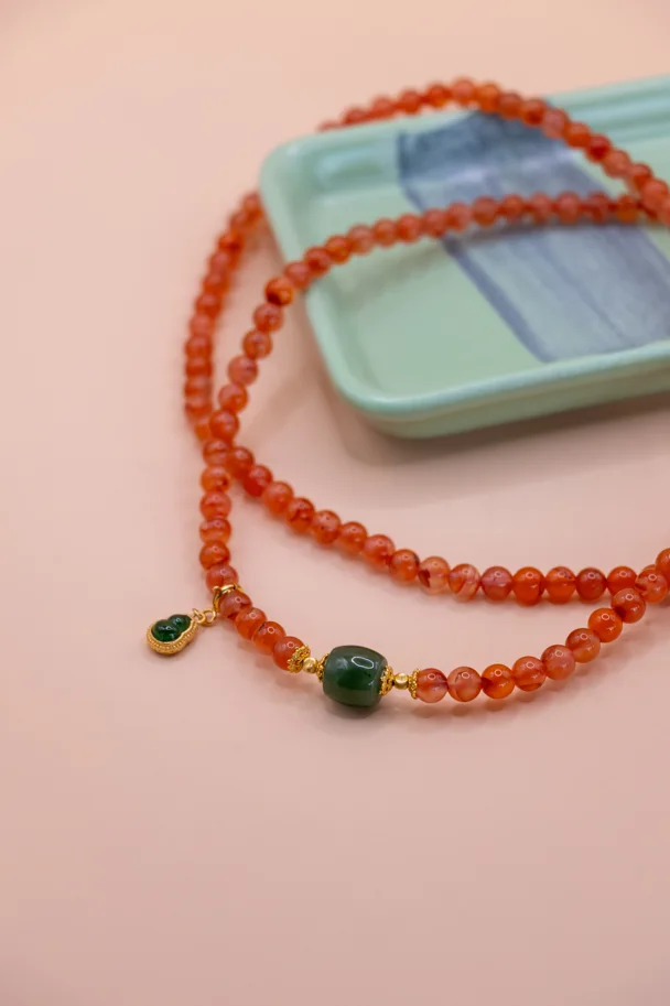 Chen Yu – Armband aus Südlicher Roter Achat & Grünem Jaspis
