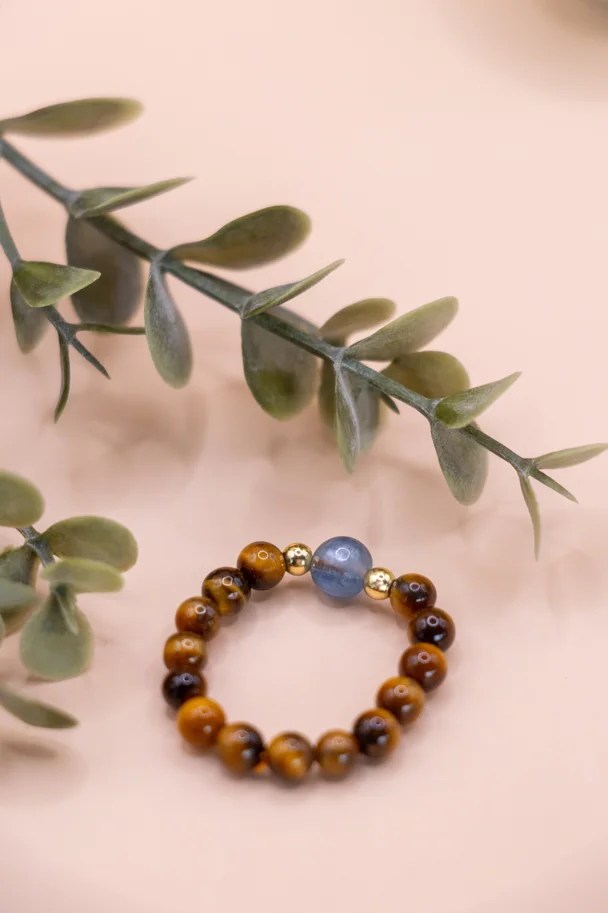 Jin Xuan – Ring aus Gelbem Tigerauge & Kyanit