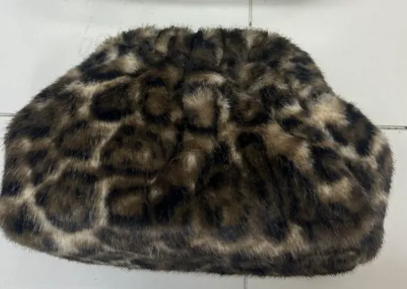 Kunstfell-Clutch LEONTINA WILD LUXE