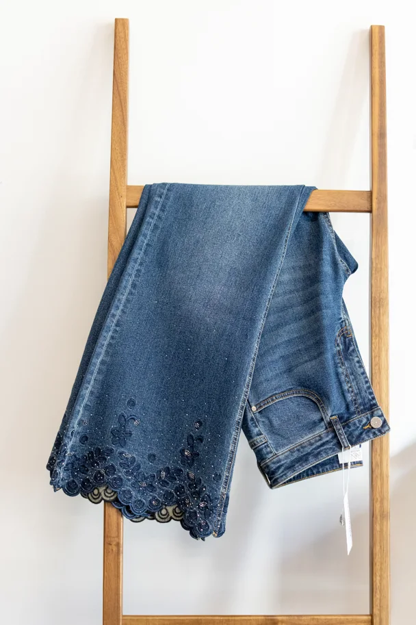 Jeanshose EULALIA CRYSTAL LACE DENIM