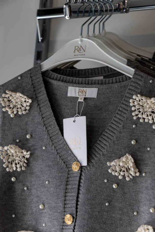 Strickgilet AURELIE FROST PEARL